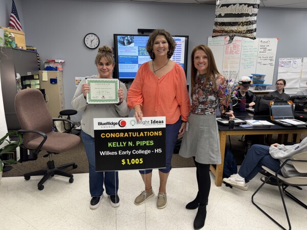 (l-r): Lance Murphy, Sparta Elementary Assistant Principal; Tasha Rountree, Blue Ridge Energy Director of Community Relations and Economic Development; Brandi Hawkins, Bright Ideas Winner; John Evans, Wilkes District and Operations Manager; Missey Weaver, Wilkes County Schools Superintendent