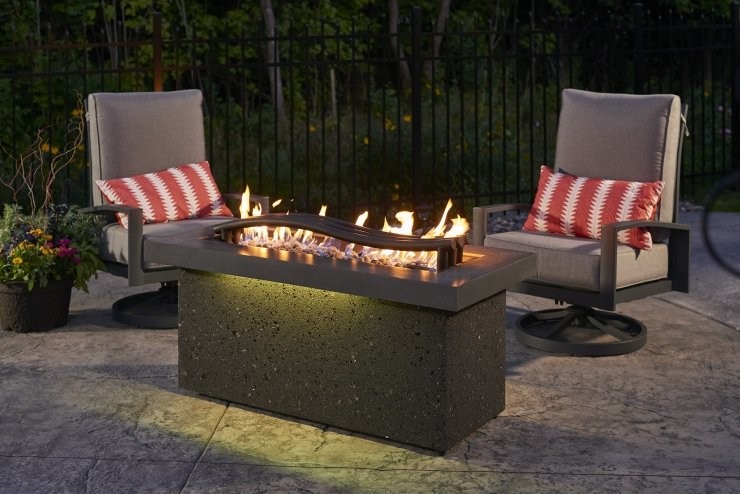 Outdoor Greatroom Co Boreal Complete Heat Gas Fire Pit Table